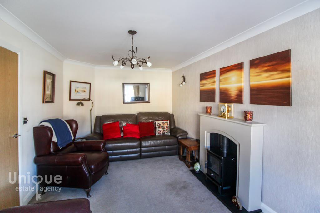 Nelson Way, Lytham St. Annes, FY8 3 bed semidetached house for sale