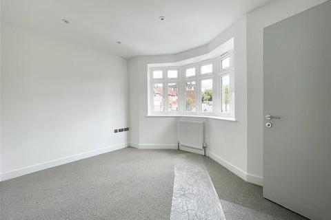 3 bedroom apartment for sale - Greenoak Close, St Margarets Ave, London, N20