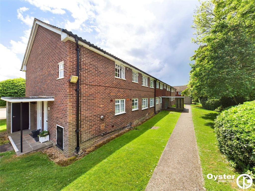 Copley Road, Stanmore, HA7 2 bed apartment £1,500 pcm (£346 pw)