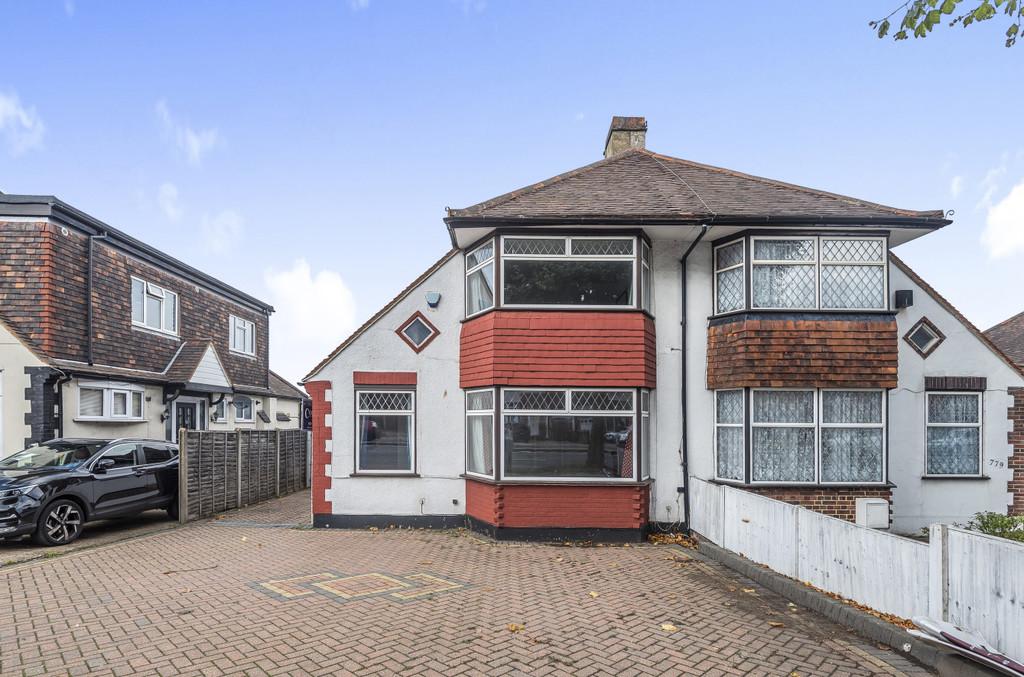 Sidcup Road, London, SE9 3 bed semidetached house £500,000