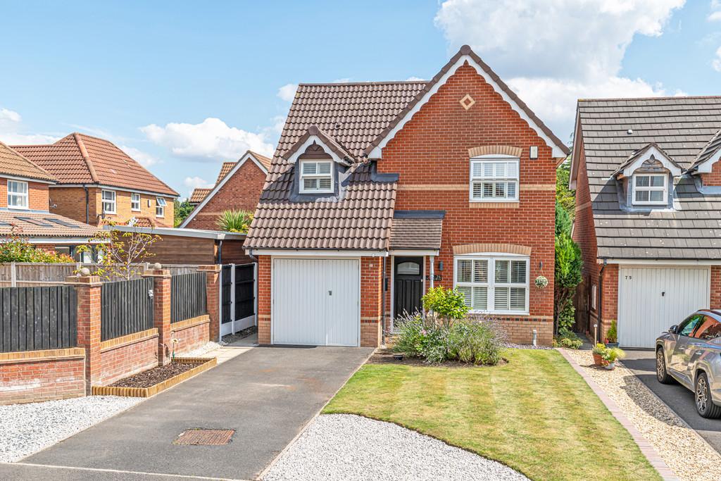 Elmsett Close, Great Sankey... 3 bed detached house £350,000