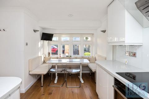 4 bedroom terraced house for sale, Victory Mews, Brighton Marina Village, Brighton