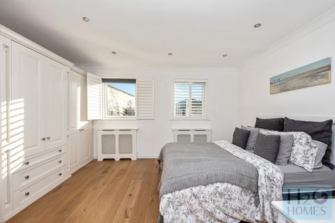 4 bedroom terraced house for sale, Victory Mews, Brighton Marina Village, Brighton