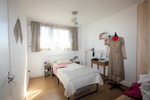 Flat 35, Bookham Court Phipps Bridge Road, Mitcham, CR4 3PH