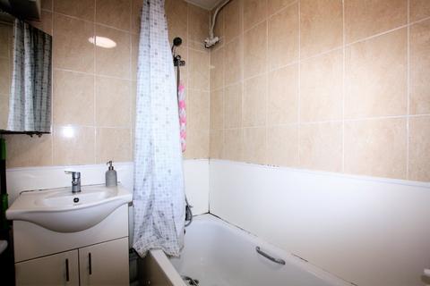 Flat 35, Bookham Court Phipps Bridge Road, Mitcham, CR4 3PH