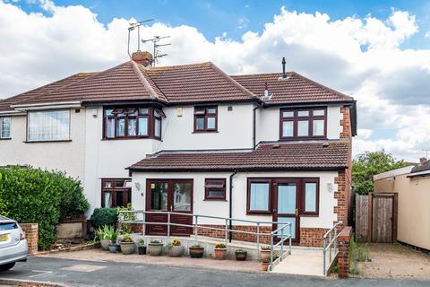 6 bedroom semi-detached house for sale - Lancaster Drive, Hornchurch, RM12