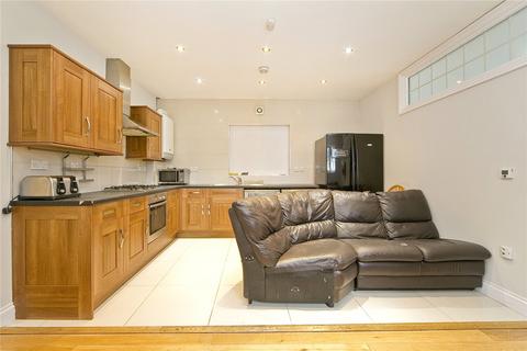 4 bedroom flat to rent, Camden Road, Camden, London