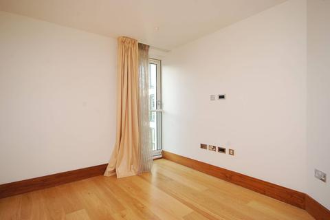 2 bedroom flat to rent - Baker Street, Marylebone, London, NW1