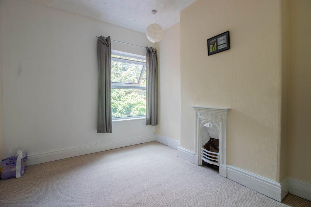 Bedroom 2 (Double)