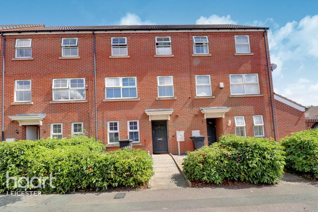 Larchmont Road, Leicester 4 bed terraced house for sale £260,000