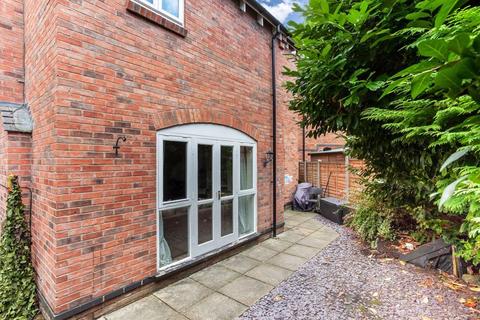 2a Bath Street, Sandbach, CW11 1EX