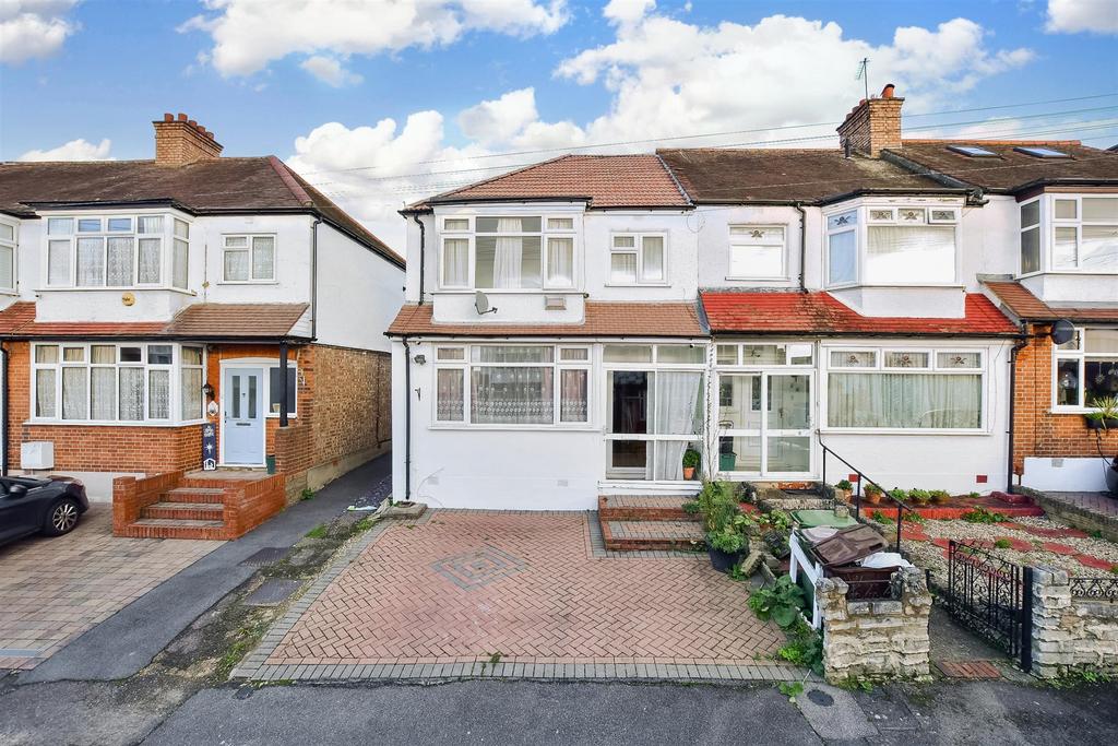 Leafield Road, Sutton, Surrey 4 bed end of terrace house for sale £