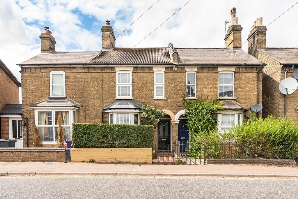 Grove Road, Hitchin, SG5 2 bed terraced house £520,000