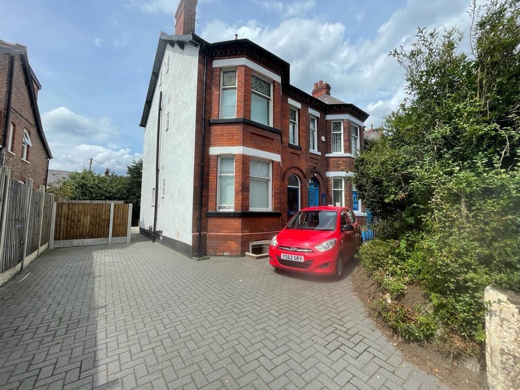 Manchester Road, Altrincham, 6 bed house share £650 pcm (£150 pw)