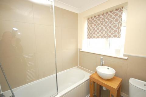 undefined, Hawthorn Avenue, CM13