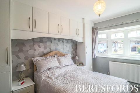 141 Cranham Gardens, Upminster, RM14 1JW