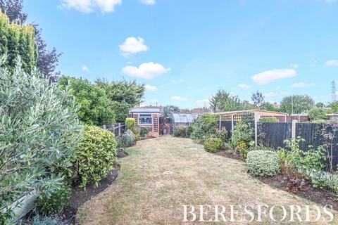 141 Cranham Gardens, Upminster, RM14 1JW