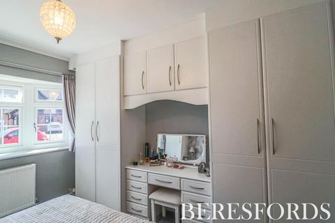 141 Cranham Gardens, Upminster, RM14 1JW