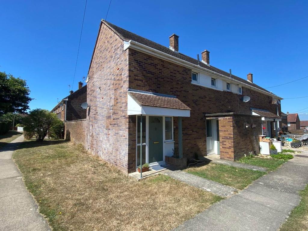 Yew Tree Grove, St Athan, Vale of 2 bed house £750 pcm (£