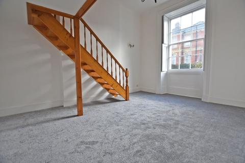 1 bedroom flat to rent - Brigstocke Terrace, St Thomas Street, Ryde