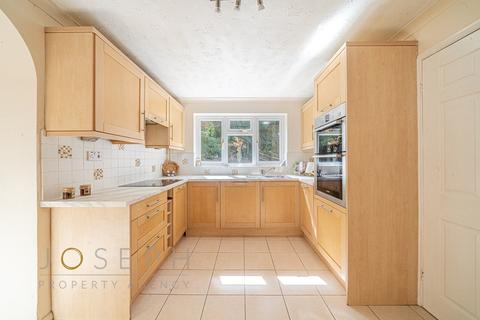 31 Andros Close, Ipswich, IP3 0SL