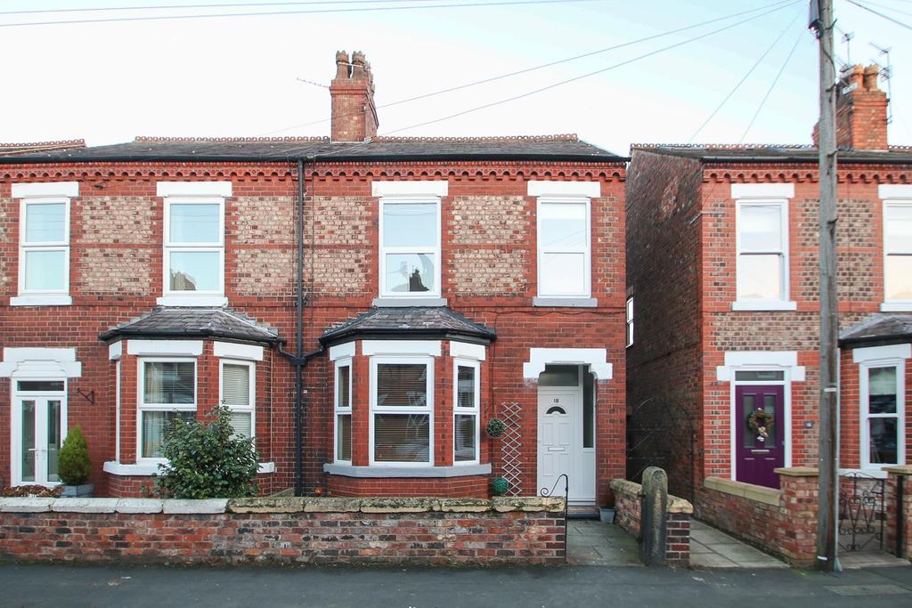 Alderley Road, Flixton, Manchester, M41 3 bed semidetached house £