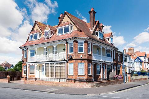 4 bedroom penthouse for sale, Sea Road, Felixstowe, Suffolk