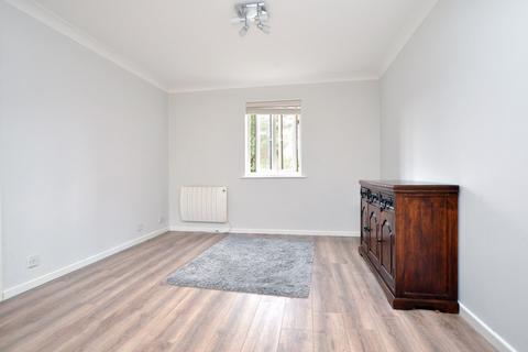 2 bedroom ground floor flat for sale - Canvey Walk, Springfield, Chelmsford, CM1