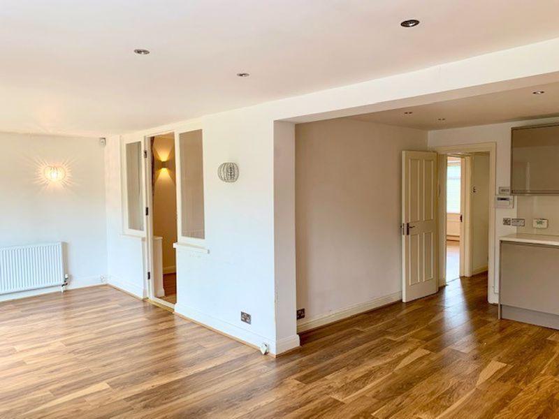 Greenfield Gardens, Golders Green, NW2 5 bed semidetached house £