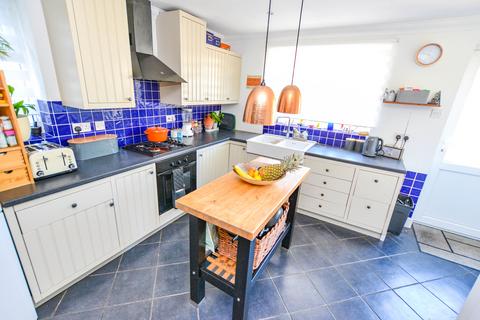 39 Beaconsfield Road, Clacton-on-sea, CO15 6BU