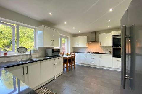 17 Ottawa Close, Blackburn, BB2 7EB