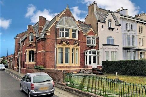 17 Beach Lawn, Liverpool, L22 8QA