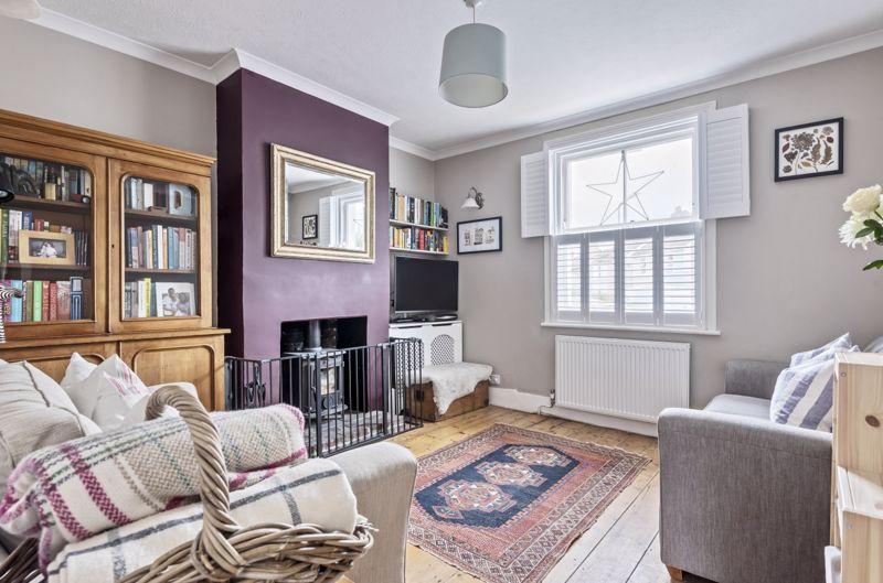 Dukes Road, Tunbridge Wells 3 bed semidetached house for sale £525,000
