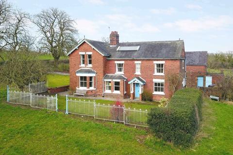 4 bedroom detached house for sale - Fields Villa Farm, Gratton Lane, Endon, ST9 9AG