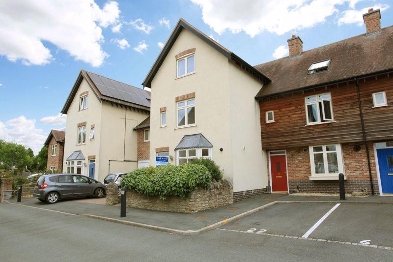 Falcons Court, Much Wenlock 4 bed terraced house £1,500 pcm (£346 pw)