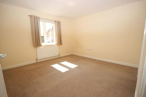 2 bedroom flat to rent, CHRISTCHURCH