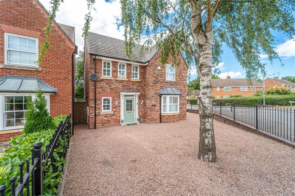 Miller House, Wombourne Road, Swindon 4 bed detached house for sale £525,000