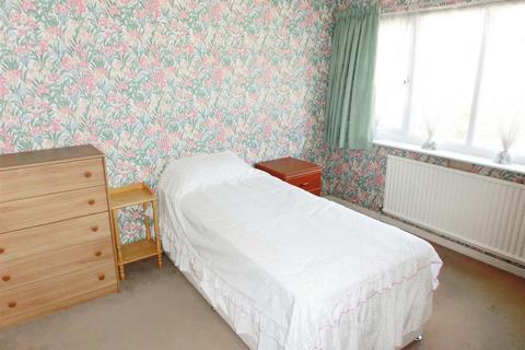 120 Arundel Road, Birmingham, B14 5UE