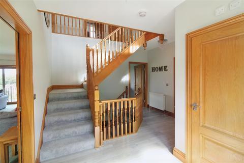 6 bedroom detached house for sale - Rigley House, Miller Hill, Denby Dale, Huddersfield, HD8 8RG