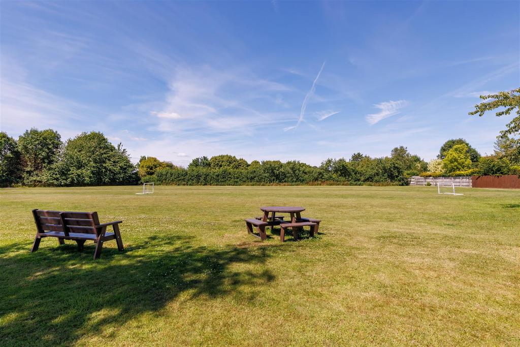 Norton Grange, Little Warwick 4 bed terraced house for sale £330,000