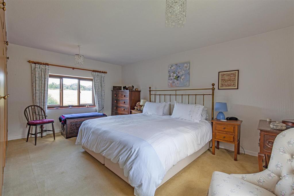 Bedroom 2-1.jpg