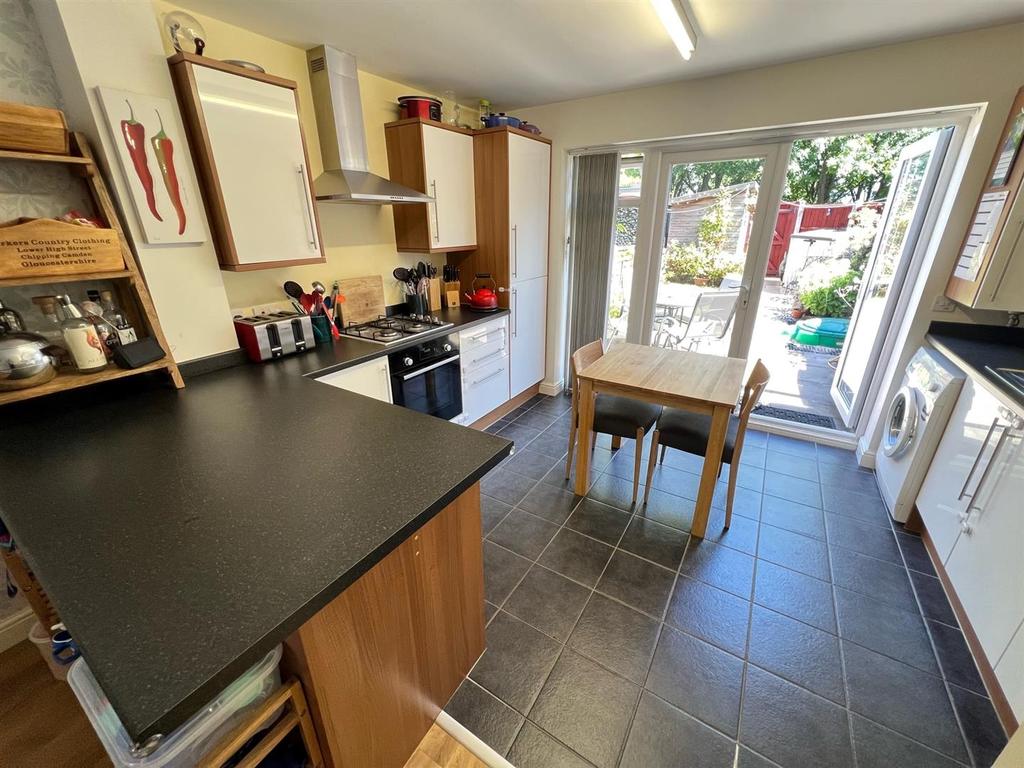 West Street, Stourbridge, DY8 1XN 3 bed terraced house £210,000