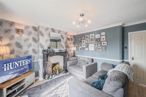 58 Mount Road, Wordsley, Stourbridge, DY8 5AR
