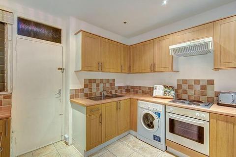 2 bedroom flat to rent - Strathmore Court, Park Road, London, NW8