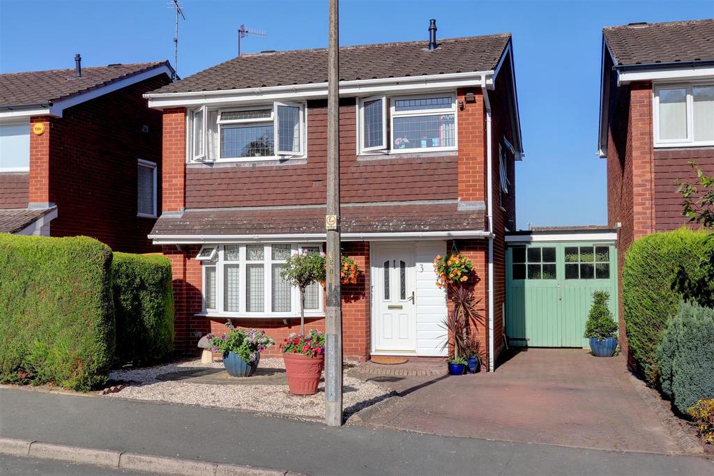 3 Welbeck Drive, Kidderminster 3 bed link detached house £300,000