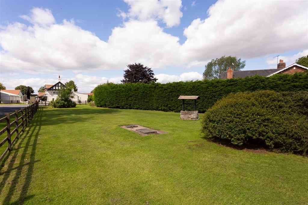 East Lodge-05.jpg