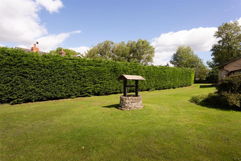 East Lodge-06.jpg