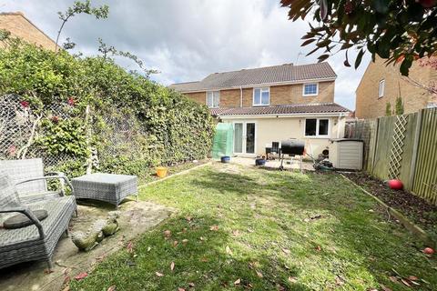 30 Cranmore, Netley Abbey, Southampton, SO31 5GG