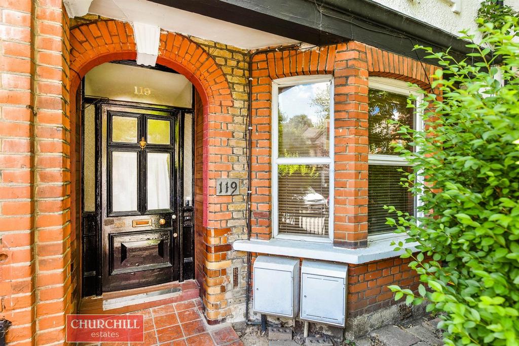 Carr Road, Walthamstow 1 bed flat for sale £365,000