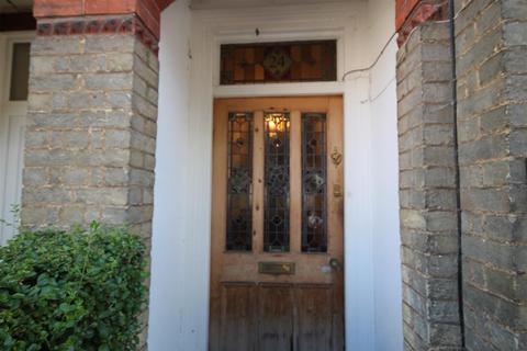 24 Woburn Road, Bedford, MK40 1EG